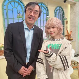 Lozareena Instagram - 昨日の「はやウタ」見てくれましたか🙈

 #由紀さおり さん
 #益岡徹 さん

写真撮ってもらっちゃいました✨️
ありがとうございました^^