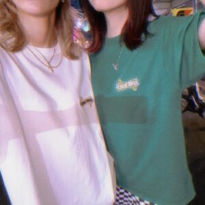 Lozareena Instagram - #青春フォエバー 

このTシャツ一緒に買ったけど、会う時被ったこと1度も無かったけど、ついにLINEで無言圧かけられたから着ていったw