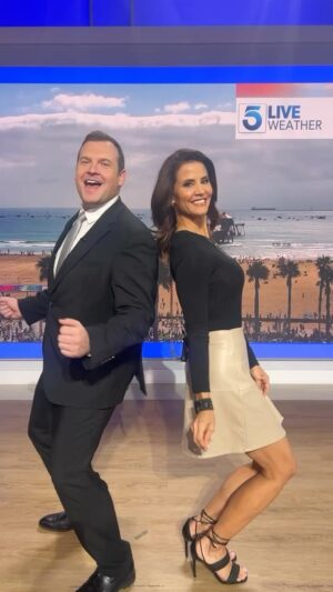 Lu Parker Instagram - Fridays feel so good…especially when you get to work with such a fun friend like @kirkghawkins 

This video was taken in front of our weather wall in the @ktla5news studios. It’s where Kirk does his weather forecasts. He says cooler temps this weekend and a slight chance of rain. 

Who’s ready for sweater weather? 

#weekend #bekind #friends #ktla #weather #coolertemps #mydayinla #kindnessmatters #fauxleather #skirt #blackheels #behindthescenes #instudio #tvnews