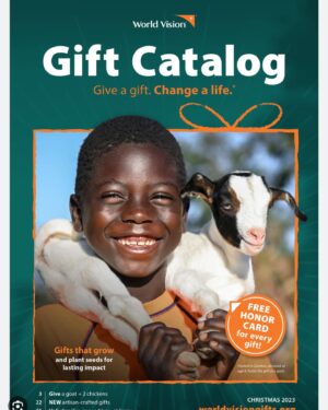 Lu Parker Instagram - As a woman who grew up spending a lot of time in a barn & a lover of animals, I couldn’t have been more happy today at work with these critters…and laughing with @kaceymontoya 

If you are looking to giveback this holiday season, check out the catalog by @worldvision -You will find easy ways to help underprivileged families around the world.  From providing an animal who can produce eggs or milk to buying a wheelchair for a disabled child, the options are perfect. 

We all have so much to be grateful for and we have a lot of meaningless “stuff.” This is a cool way to be kind and say “I care…”
 
And I wanted bring the baby alpaca home with me! 🦙

Thanks for booking this @fancynancyofficial_ 🦙🐮🐔

Pics by @salbano 

#farmlife #worldvision #ktla #alpaca #donkey #giveback #givingtuesday #kindnessmatters #bekind #funday #holidays #countrygirl