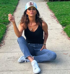 Actress Lu Parker HD Instagram Photos and Wallpapers July 2024