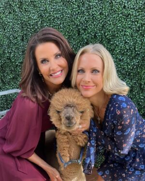 Lu Parker Instagram - As a woman who grew up spending a lot of time in a barn & a lover of animals, I couldn’t have been more happy today at work with these critters…and laughing with @kaceymontoya 

If you are looking to giveback this holiday season, check out the catalog by @worldvision -You will find easy ways to help underprivileged families around the world.  From providing an animal who can produce eggs or milk to buying a wheelchair for a disabled child, the options are perfect. 

We all have so much to be grateful for and we have a lot of meaningless “stuff.” This is a cool way to be kind and say “I care…”
 
And I wanted bring the baby alpaca home with me! 🦙

Thanks for booking this @fancynancyofficial_ 🦙🐮🐔

Pics by @salbano 

#farmlife #worldvision #ktla #alpaca #donkey #giveback #givingtuesday #kindnessmatters #bekind #funday #holidays #countrygirl