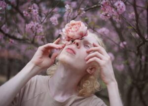 Lua Morales Instagram - God knows, I am dissonance
Waiting to be swiftly pulled into tune. 🌸

@sollarsamuel