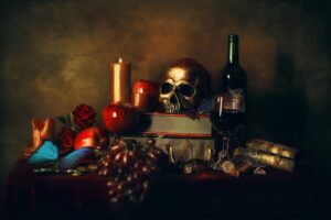 Lua Morales Instagram - Nessa quarentena fiquei meio bodeada de autorretrato e decidi fazer uma releitura de Vanitas, que é um tipo de obra simbólica que fala sobre a efemeridade das nossas vaidades.
É comum encontrar caveiras e objetos que remetam ao tempo e virtudes como sabedoria, riqueza, enfim, coisas que não irão significar muito depois da nossa morte, que é algo inevitável.

Fiquei muito contemplativa sobre esse tipo de assunto nessa quarentena (acho que todo mundo né? Hauahau)

Me conta aí o que você achou ♥️ tem várias versões dessa mesma mesa e foi maravilhoso pq o cenário era comestível dessa vez.