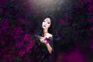 Lua Morales Instagram - Cosplay maravilhoso de Kanoe pela @erikaayumi_cosplay ❤ e eu como sempre colocando pessoas no meio das primaveras floridas~
