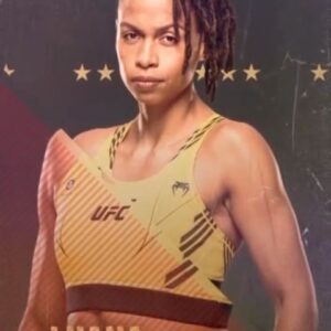 Luana Carolina Instagram - Sábado teremos o primeiro UFC do ano. Isso significa que minha próxima luta está chegando também.😎
Daqui a 3 semanas, será a minha vez de entrar no octógono, sair na mão, me divertir e conquistar mais uma vitória. 🙅🏿‍♀️ 
#ufcvegas #ufc