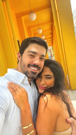 Luca Ferrari Instagram - Partilhando momentos com minha companheira! 🙏🏻❤️ #eua