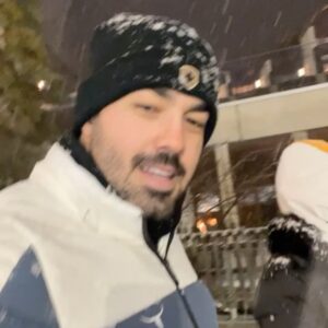 Luca Ferrari Instagram - Alguns registros de uma das cidades que mais ganhou nosso coração da rodagem na Europa. #zermatt #suiça