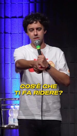 Luca Ravenna Instagram - Qual è la cosa che vi più ridere? La mia non è @valeriolundini !!

RS (pezzi e spunti che non ce l’hanno fatta a entrare nello spettacolo )