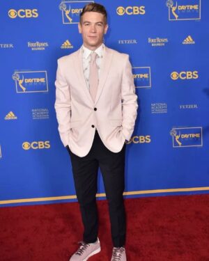 Lucas Adams Instagram - Such an amazing time at the @daytimeemmys celebrating @nbcdays and our amazing cast and crew!! A beautiful night and a huge congratulations to our #DOOL writing team for their well deserved Win!!