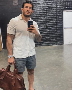 Lucas Barbosa Instagram - #TheHulkShow X @bjjstarsoficial 🚨

ISSO MESMO. ESTAMOS DE VOLTA! Em breve estarei anunciando meu adversário. Alguém consegue adivinhar quem? 🍿
-
#bjj #jiujitsu #wrestling #nogi #thehulkshow #fighter #ibjjf