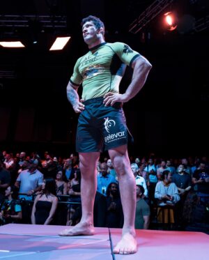 Lucas Barbosa Instagram - #TheHulkShow X @bjjstarsoficial 🚨

ISSO MESMO. ESTAMOS DE VOLTA! Em breve estarei anunciando meu adversário. Alguém consegue adivinhar quem? 🍿
-
#bjj #jiujitsu #wrestling #nogi #thehulkshow #fighter #ibjjf