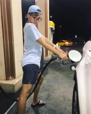 Lucas Cruikshank Instagram - who else is feelin gassy?