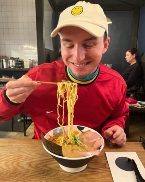 Lucas Cruikshank Instagram - nebraskan girl goes to the big apple