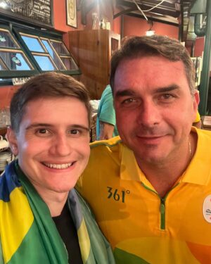 Lucas Pavanato Instagram - O presente é deles, mas o futuro é nosso! 🇧🇷