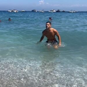 Lucas Velasco Instagram - Italia mia ❤️quanto sei bella 🇮🇹.

Mis favoritas son la 4 y la 5 sin duda alguna 🤣