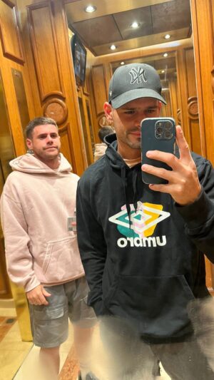 Lucas Velasco Instagram - Metimos tremendo finde de poker en Uruguay con @lucasvelascook 😎🇺🇾 acá les dejo algunas secuencias! Volvieron las viejas épocas 🙌🏼🚀 gracias totales @enjoypuntapoker por la invitación y @coloniaexpress por llevarnos con el mejor de los servicios desde hace 17 años ❤️