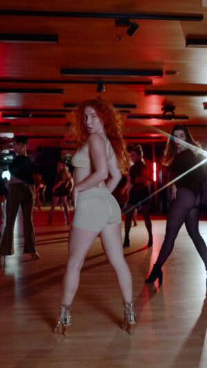 Lucia "Ginger" Molčányiová Instagram - I belong to you♥️My dance choreo telling a body language story on how it feels to love somebody.

Filmed by @juli.held 
Song by @lennykravitz 
Studio @wemove.sk 
Shoes @joheela_danceshoes -15% off ~ code: GINGER

#ibelongtoyou #dance #dancevideo #dancer #dancereels #heels #heelsdance #heelsreels #heelschoreography