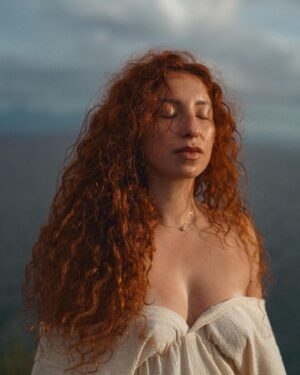 Lucia "Ginger" Molčányiová Instagram - My peaceful existence captured by @adelabellini at wonderful Bali🤍🙏🏻🏝️

I believe there is no bigger wealth for a human being than to feel at peace. Having the peace of mind, feeling calm, not in the conflict, not in stress, but having capacity to love yourself, radiating love towards others and creating beautiful presence. That has been my direction for some time now and even though it's not always that easy, life is so much lighter and more joyful when in peace. 

Wishing everyone of you to invite peace to your life today. You will feel better.🫂