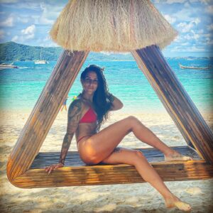 Lucia Krajčovič Instagram - 🍌 Banana Beach 🍌 

Naša svadobná cesta sa pomaly končí 😃🤩 a my sme si to užili na 1000% 💙❤️, veľa sme spali, veľa sme sa rozprávali, jedli dobré jedlá, oddychovali, užívali jeden druhého, každý deň spolu trénovali, chodili veľa na masáže, plánovali ďalšie mesiace a život ♻️💚✅

#teamcepokrajcovic #balkanlove #serbianlove #thailand