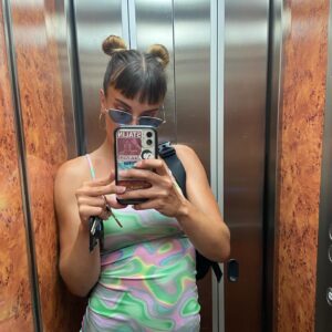 Lucía Martín Abello Instagram - 5º Aniversario de @atresplayer ✨🍒