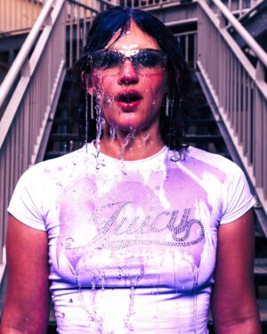 Lucia Passaniti Instagram - The water in her fire 🔥 
A @juicycouture x @citadium acid trip 🍭 

-

Modèle : @lucia_passaniti 
Lights : @2tiret 
MUA & Stylisme : @aya.aradia