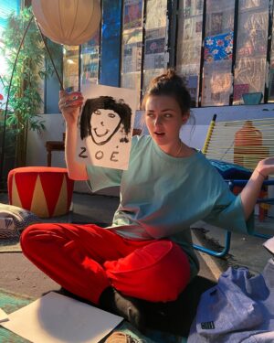 Lucie Fagedet Instagram - « Ma première source d’inspiration c’est l’humain. A travers ma peinture je veux révéler l’universalité intimiste de l’âme humaine »