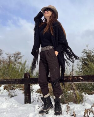 Lucila Solá Instagram - Chicas del Sur ❄️ @solangecubillo @julinovarro