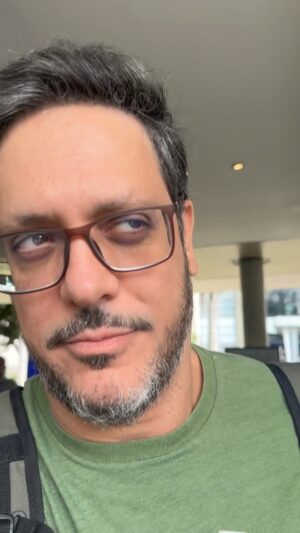 Lúcio Mauro Filho Instagram - Segunda-feira em família… Ô Glória!!!
📺❤️✨
@caldeiraocommion 
#luciomauroefilhos 
#caldeirão 
#caldeirola