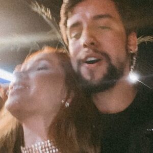 Luckas Moura Instagram - Hoje é dia de celebrar a vida dessa mulher que me arranca os mais sinceros sorrisos !! Obrigado por existir meu amor, a um ano atrás, na sua festa de aniversário eu estava lá e nem todos sabiam que estávamos juntos, agora já posso contar né ? Kkkkk chegou a idade do sucesso 😜😂 te amoooooo, feliz vida, e a frase clichê de que quem ganhou o presente fui eu kkkk mais é a mais pura verdade 😎 continue sempre essa menina encantadora e com o coração mais lindo que já conheci !! ❤️
