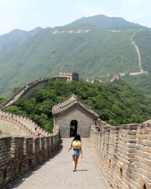 Lucy Cominetti Instagram - Y con este lugar me despido de China 🙏🏻 💘
