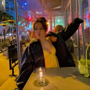 Lucy Loken Instagram - 🪐