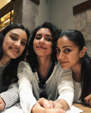 Lucy Luna Instagram - La mamá, las tías y una infancia revivida. ♥️ @danvegaro ♥️ @den.nut ♥️