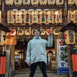 Ludi Lin Instagram - I saw and learned so much during my short time in Japan. The whole trip I was surprised and so happy to discover the shared abundance embedded in our collective cultural memories. From our homes to the food to our languages, through all these things I see that we've experienced similarities and differences, joy and pain, love and war for thousands of years. 

I get so much happiness from seeing us mix and mingle and yet it hurts so much to learn how we have done and are still capable of doing tremendous harm to one another. 

I wish I could convey in words the feeling in my heart that we are truly one family. If one day we can behold one another as kindred spirits; if one day there can be peace in the east, I know that would go a long way toward paving a path of peace for all humanity.

Sayonara! Mata me! Jaa ne! Until next time!

Warning: photos about to take a big dump.