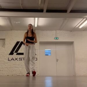 Ludmilla Makowski Instagram - Tout le process, c’est que du love 🥹💫