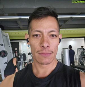 Luis Alberti Instagram - Todo va saliendo bien... gracias! #andascontodoalberti🧙🤠💫🌟🌟✨🕺✌🏽🏋️🌟🧙🏼‍♂️😎
