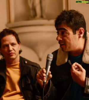Luis Alberti Instagram - ¡Ya viene FIN DE PARTIDA, de Samuel Beckett!

Nuestro director Agustín Meza, hablando durante la rueda de prensa para anunciar el regreso de esta obra esencial en la historia de Das Ghetto Teatro.

Nos vemos en el @teatrobenitojuarez 
Del 8 al 18 de febrero

Así celebramos 21 años del estreno de Esperando a Godot, pieza icónica del mismo Beckett, y que fue puesta en escena hace dos décacas por la agrupación, la cual se convirtió en una exitosa pieza en el panorama escénico de principios del siglo XXI.

#samuelbeckett #beckett #findepartida #dasghettoteatro #teatrodelabsurdo #backtobasics