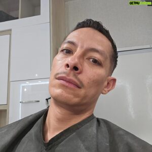 Luis Alberti Instagram - Él es CHAY, @elprincipedelfade_mx  sin duda el mejor! Qué privilegio, gracias tchai!!!