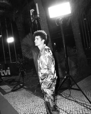 Luís Borges Instagram - Ontem fui em pijama mood para a festa da @tvioficial ✨💘