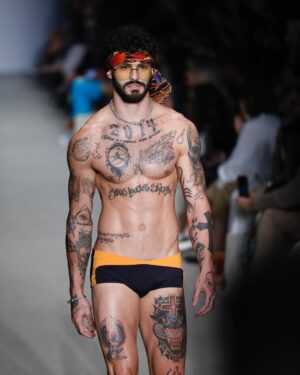 Luis Coppini Instagram - @amirslama #spfw