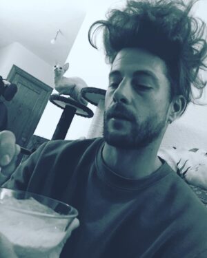 Luis Fernández Instagram - Enchilada, guacamole y Michelada #DomingodePelos @davidcastillo92