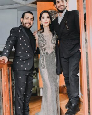 Luis Fernando Peña Instagram - Algo que es esencial en una boda es la vestimenta y tuvimos el honor de que @macaria_curvymx y @tairi_rey  fueran los encargados de nuestra imagen los queremos mucho gracias por crear estos espectaculares atuendos