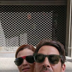 Luis Gerónimo Abreu Instagram - Vuelta de reconocimiento de la zona jejeje
Aquí estamos frente al teatro Eixample en Barcelona España ...
17 de Agosto MONÓLOGO CAMAS!!!!
ENTRADAS A LA VENTA EN www.passline.es
En la biografía de mi perfil 
@fabricadecomedia 
@claudialagatta