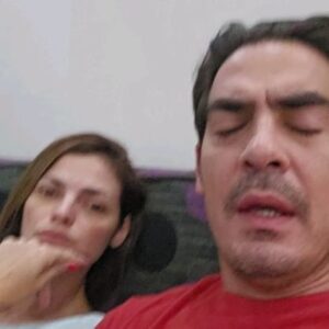 Luis Gerónimo Abreu Instagram - SOLO SE PUEDE RESPKNDER SI O NO 
SELECCION SIMPLE ! 
Esta es la única manera de ganar una!

Siganme  para más consejos sobre parejas ...
Jejejej FELIZ SEMANA!
@claudialagatta 
#familiatelerin