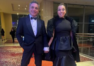 Luis Jara Instagram - 30 años más para seguir amándote  Feliz 30
aniversario amor mío @silvanahasbunh