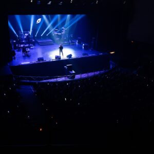 Luis Jara Instagram - Comenzamos un camino, un recorrido por Chile lleno de música, trabajo y disciplina. Una esperada gira de la mano de un disco entrañable como #latinswing. Me acompaña un equipo humano y artístico de primer nivel, técnicos, músicos, y productores. A todos ustedes mil gracias, porque comenzamos con el pie derecho en #temuco. Gracias @jpcrettino por acompañarme. Gracias @paulo_zieballe por tu talento. Ahora nos espera Concepción y antofagasta este mes de julio. Infinitas gracias por su cariño y aplausos. Los quiero y seguimos en ruta @antonio_mondaca @felipesaxo @jhonytrombon @mauriciocastillo.cl @jjvra @rafaelpercu @nachoo_barrientos @kokeduranc @maestri_music @sotelobirkelbach @waldo_gonzalez_ld @iossandon @mosquelot_ @flavio_silva_cifuentes @pabloko73 @rodrigovidelam @camipiki @bizarrolivecl @sono.cl @supermercadoslily @carnivo_steakhouse @jpcrettino @paulo_zieballe. Gracias al auspicio de @cajalosandes 

Fotos y videos by: @sebaadiaaz