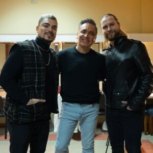 Luis Jara Instagram - Comenzamos un camino, un recorrido por Chile lleno de música, trabajo y disciplina. Una esperada gira de la mano de un disco entrañable como #latinswing. Me acompaña un equipo humano y artístico de primer nivel, técnicos, músicos, y productores. A todos ustedes mil gracias, porque comenzamos con el pie derecho en #temuco. Gracias @jpcrettino por acompañarme. Gracias @paulo_zieballe por tu talento. Ahora nos espera Concepción y antofagasta este mes de julio. Infinitas gracias por su cariño y aplausos. Los quiero y seguimos en ruta @antonio_mondaca @felipesaxo @jhonytrombon @mauriciocastillo.cl @jjvra @rafaelpercu @nachoo_barrientos @kokeduranc @maestri_music @sotelobirkelbach @waldo_gonzalez_ld @iossandon @mosquelot_ @flavio_silva_cifuentes @pabloko73 @rodrigovidelam @camipiki @bizarrolivecl @sono.cl @supermercadoslily @carnivo_steakhouse @jpcrettino @paulo_zieballe. Gracias al auspicio de @cajalosandes 

Fotos y videos by: @sebaadiaaz