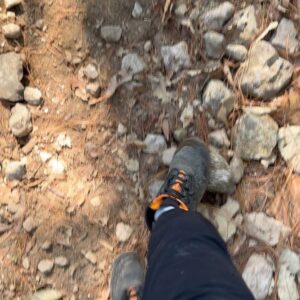 Luis de la Rosa Instagram - Hike mañanero 🤙🏾