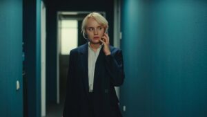 Luise von Finckh Instagram - #SCHLAFENDEHUNDE ab morgen auf @netflixde - Berlin, Sommer, Crime and a fiery Cast 💥 enjoy! Bin gespannt, was ihr sagt..