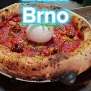 Lukáš Hejlík Instagram - @zazabrno je jedna z hot novinek v Brně, kterou posíláme do letní reedice knižního průvodce #Brno100. S tou budeme dávat průběžně vědět. A jsem si určitě udělejte rezervaci mívají plno už v 16:30 na otevíračku. A posezení ve Vachově, v takzvaném městském obýváku, je opravdu příjemné. 
@gotobrno 
@brnomycity 
@tastymoravia 
#gastromapalukasehejlika